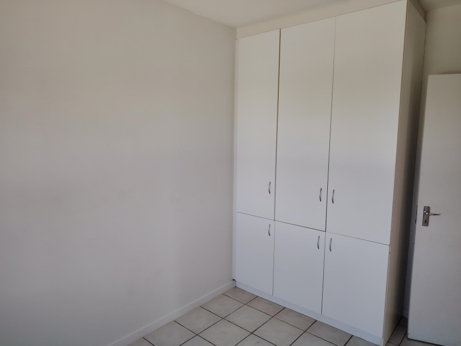 2 Bedroom Property for Sale in Vasco Estate Western Cape